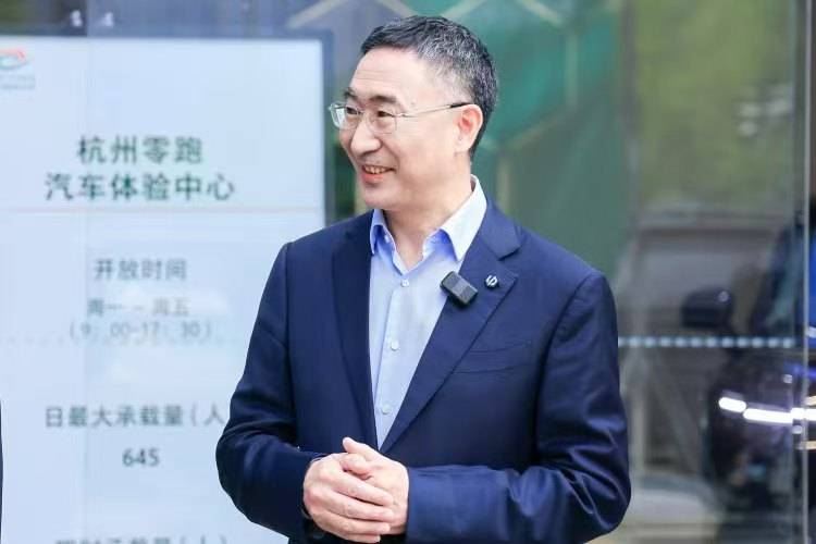 地面找平只靠眼睛看？小心空鼓来找你